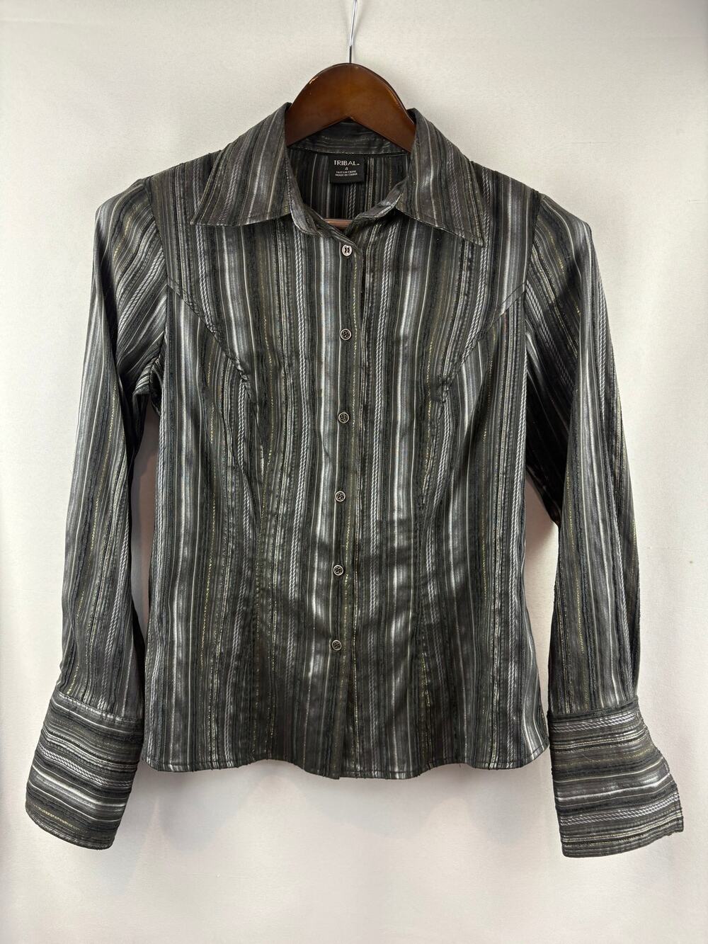 Women’s Tribal Size 4 Black, Gray, & Gold Striped Button Up